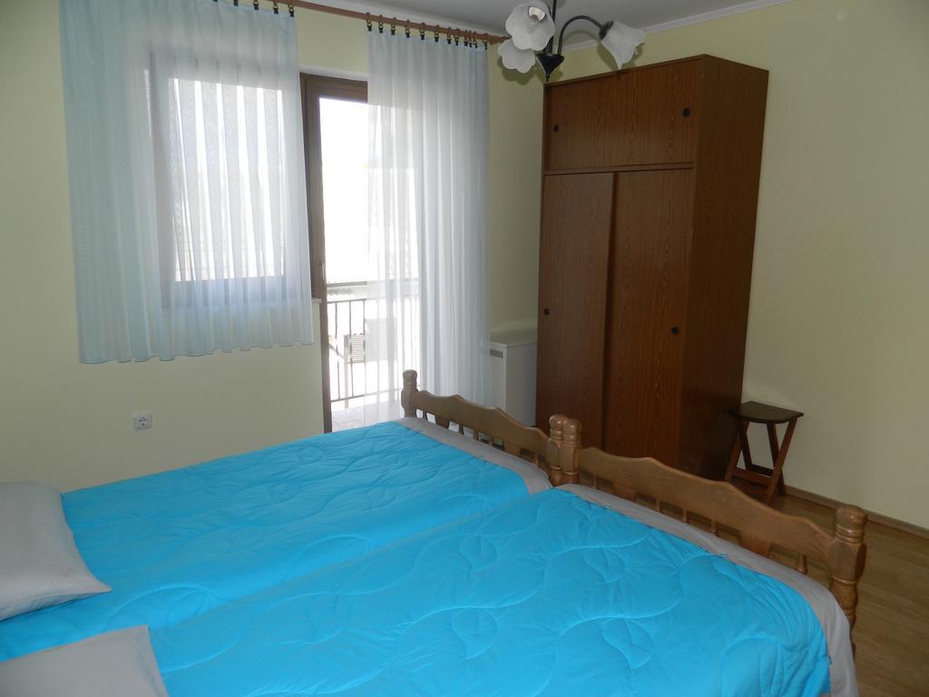 Vacation Home Kuca Za Odmor Krasno Polje Rom bilde