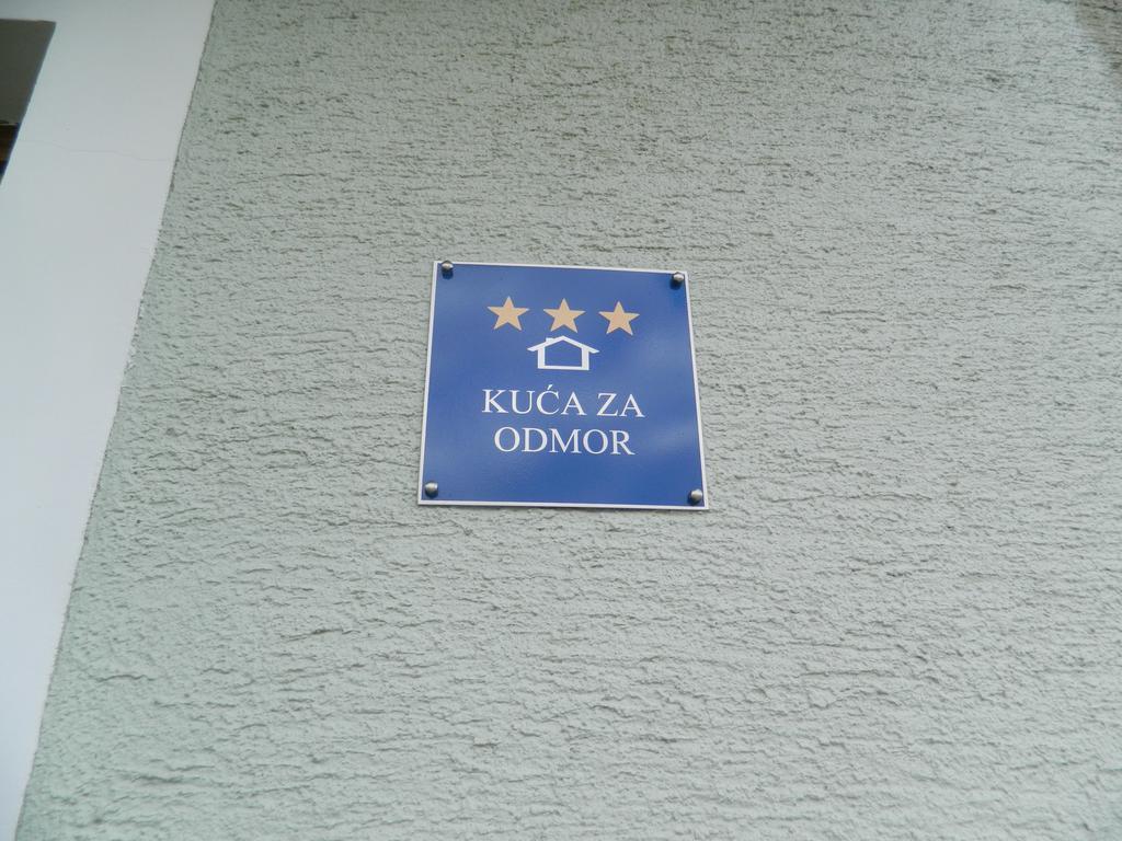 Vacation Home Kuca Za Odmor Krasno Polje Eksteriør bilde