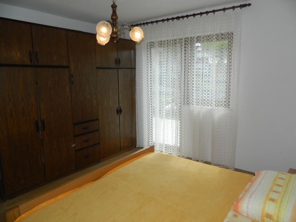 Vacation Home Kuca Za Odmor Krasno Polje Eksteriør bilde