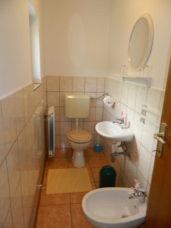 Vacation Home Kuca Za Odmor Krasno Polje Rom bilde